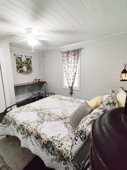 Honeycomb Gem, Beautifully Designed & Near Downtown Thomasville Exteriör bild