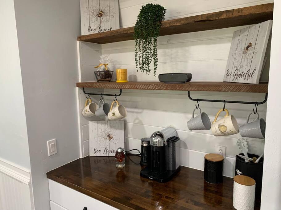 Honeycomb Gem, Beautifully Designed & Near Downtown Thomasville Exteriör bild